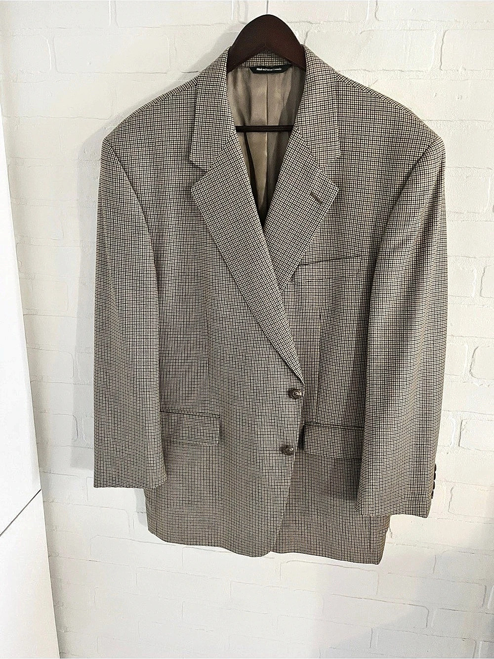 Aquascutum Women's Houndstooth Blazer in Brown & Cream Like New